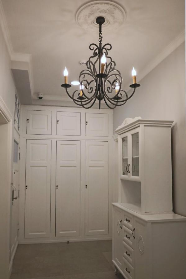 Sea By Oneapartments Apartment